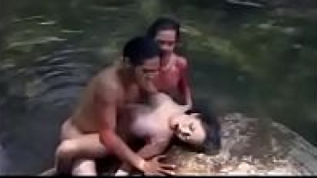 แสบหี เย็ดไทย เย็ดในป่า เย็ดในกระท่อม เย็ดสาวไทย
