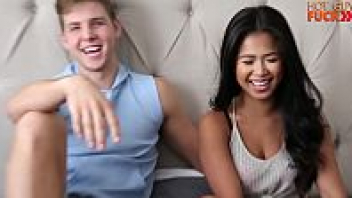 แตกใส่หลัง เลียหี เย็ดโชว์ เย็ดหีสาวกัมพูชา เย็ดหี