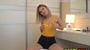 โป๊ โชว์หี โชว์นม เอวา เอลฟี่ หีไม่มีขน
